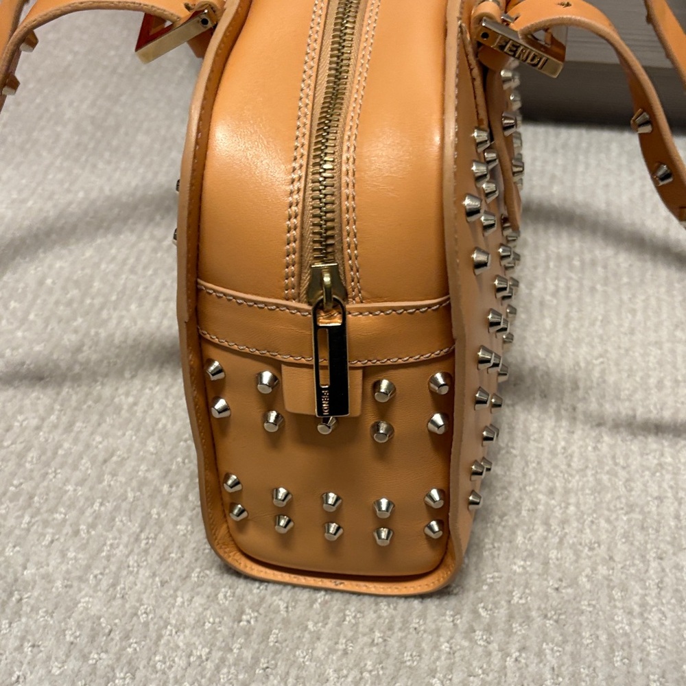 NWOT Fendi Studded Tan Leather Bag - Picture 8 of 10